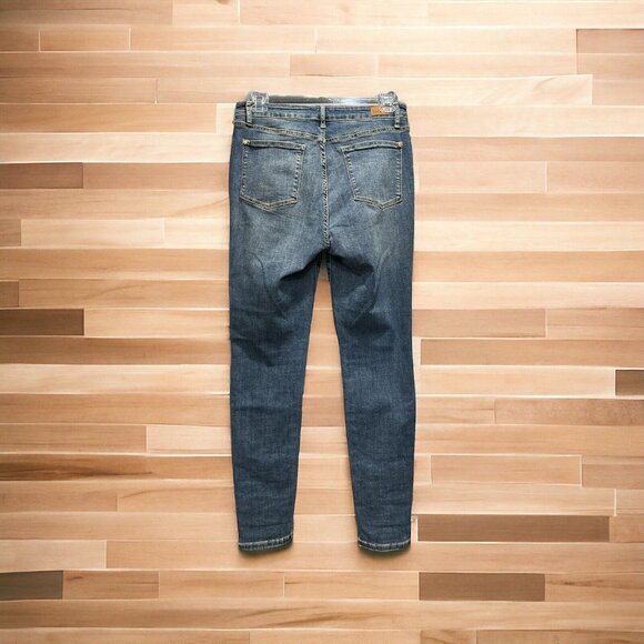 Judy Blue Women's Size 15 / 32 Mid Rise Blue Skinny Fit Denim Jeans 5 Pocket - Picture 2 of 9